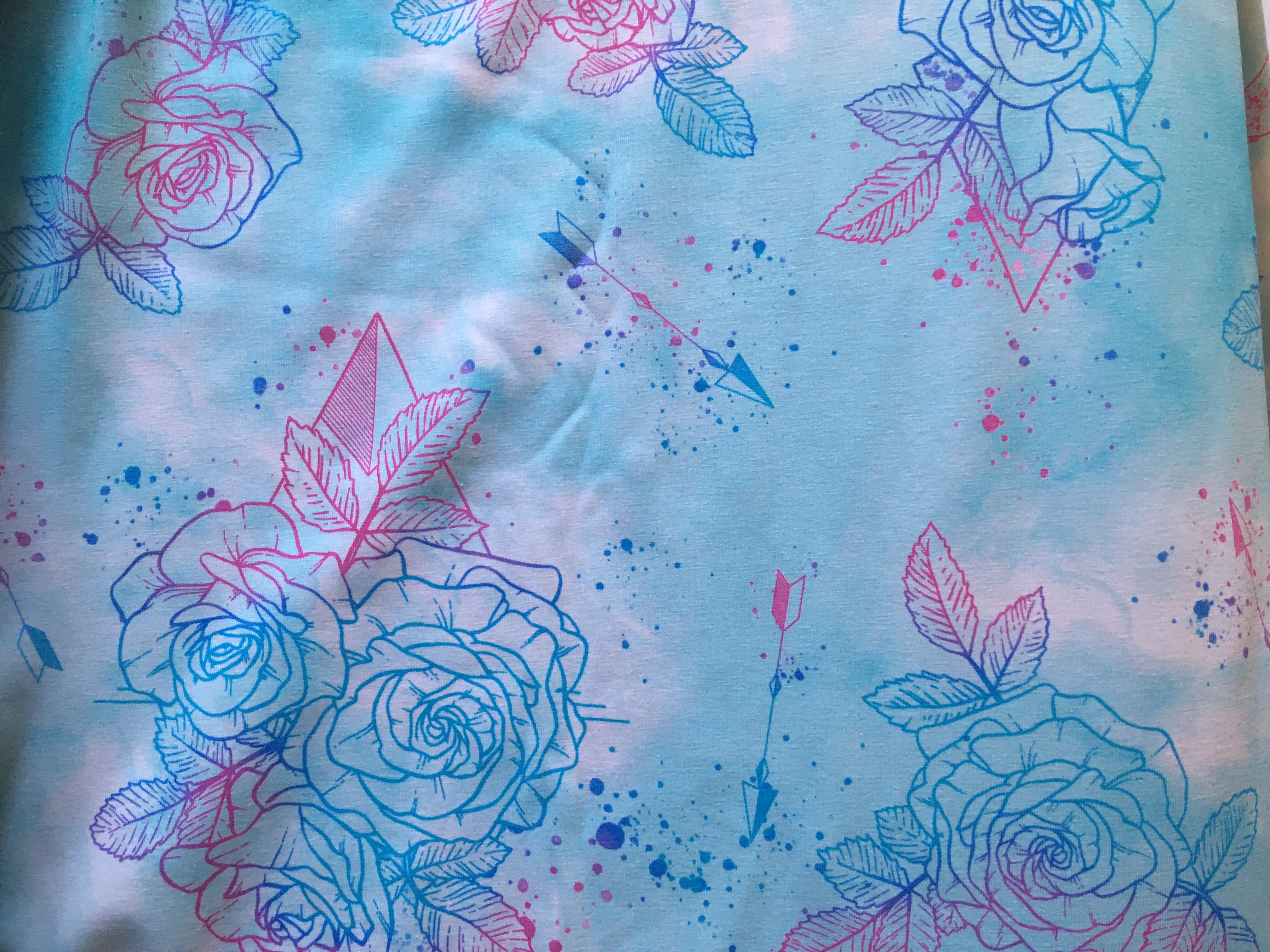 Jersey roses fleches sur bleu clair